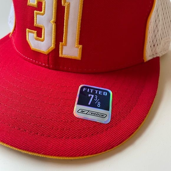 NFL Kansas City Chiefs Fitted Flat Brim Hat Player #31, NWT - Picture 2 of 4